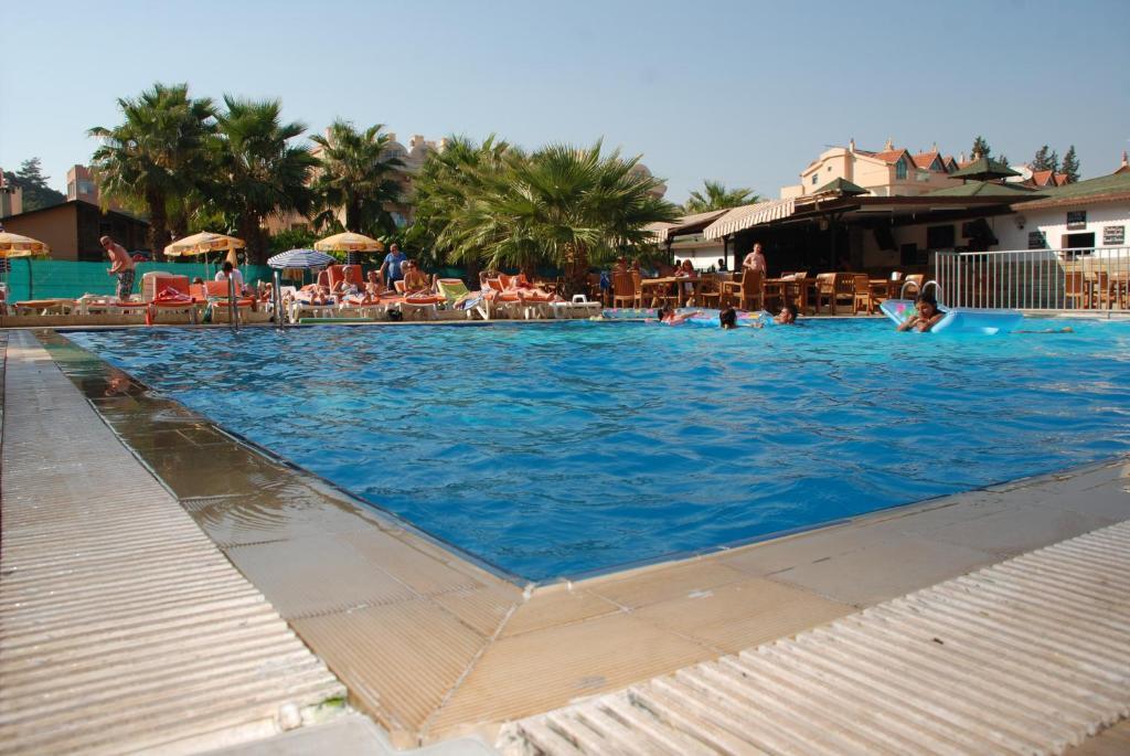 Club Dena Aparthotel Marmaris Bilik gambar