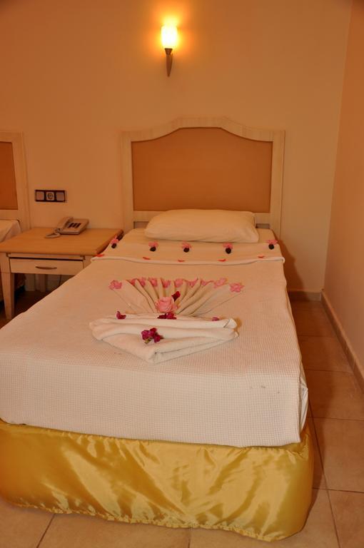Club Dena Aparthotel Marmaris Bilik gambar